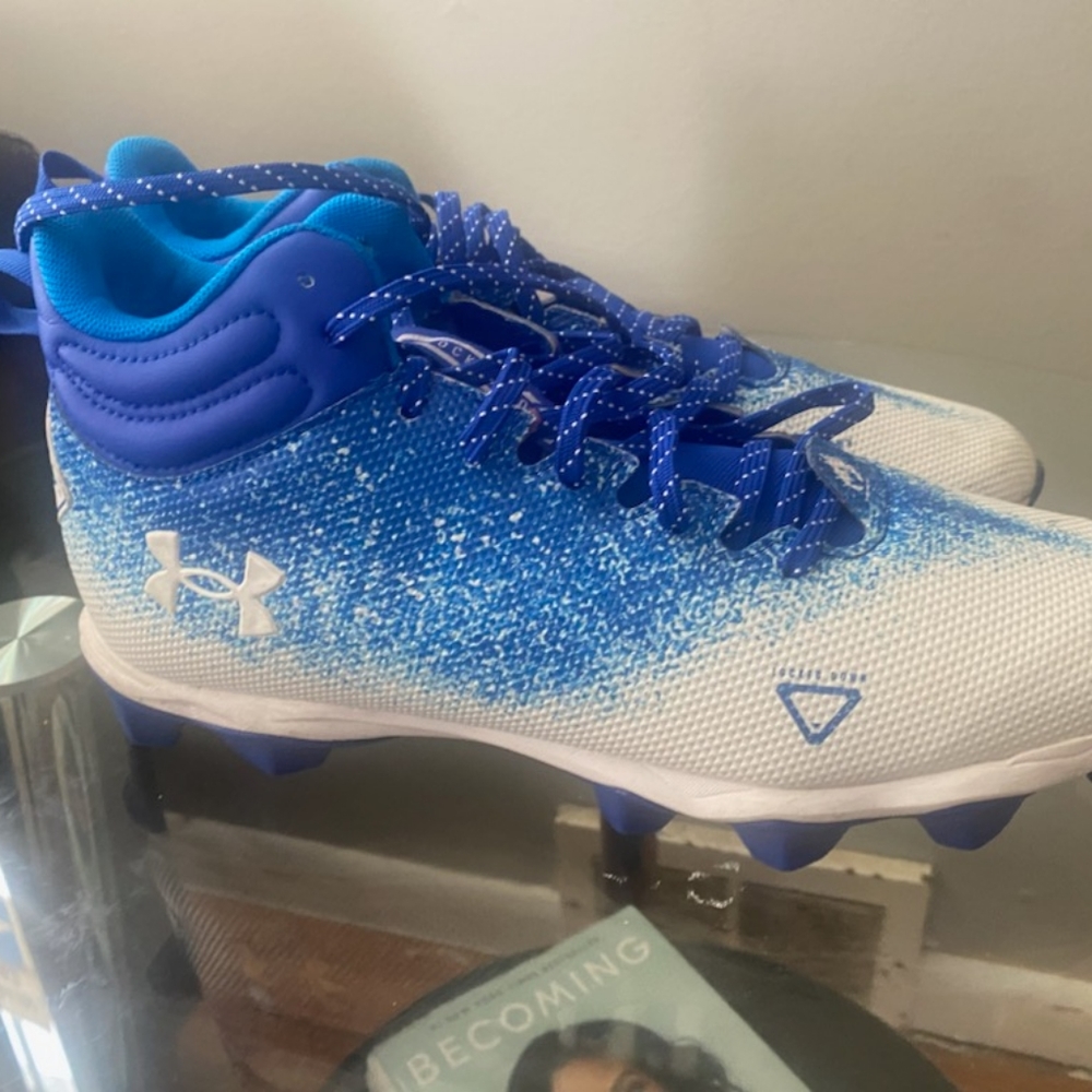 UnderArmour Cleats